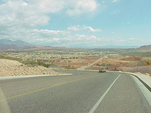 trackwayarea1.JPG (45399 bytes)